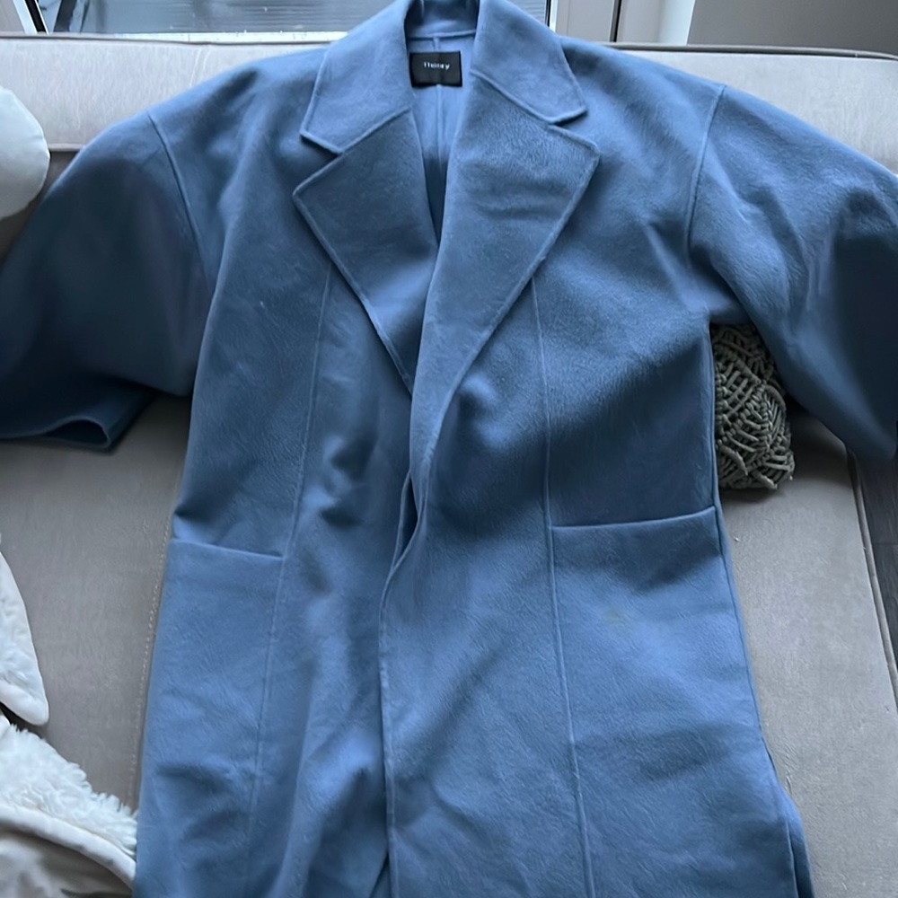 Theory women blue cashmere coat Size P